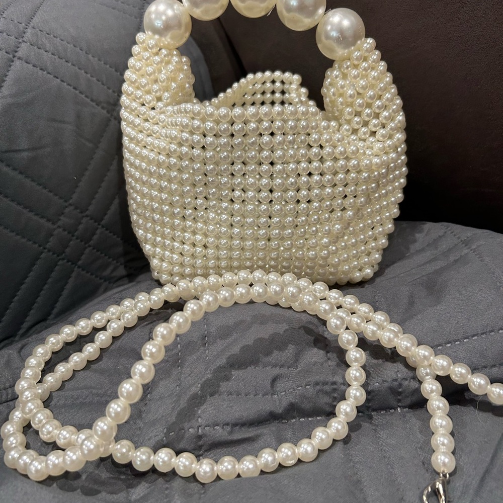 Pearl Mini Bag with Cream Beads